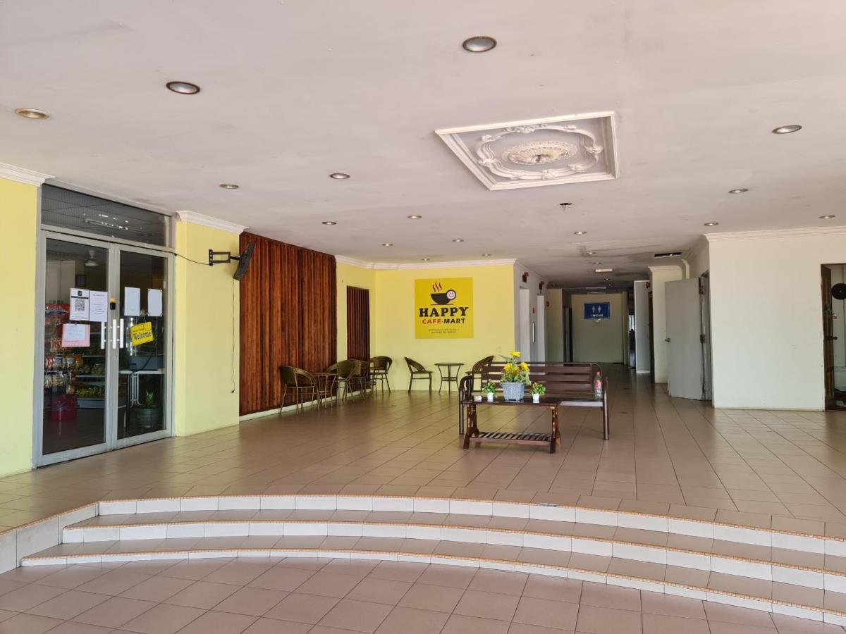 Sunshine Bay Resort Порт-Диксон Экстерьер фото