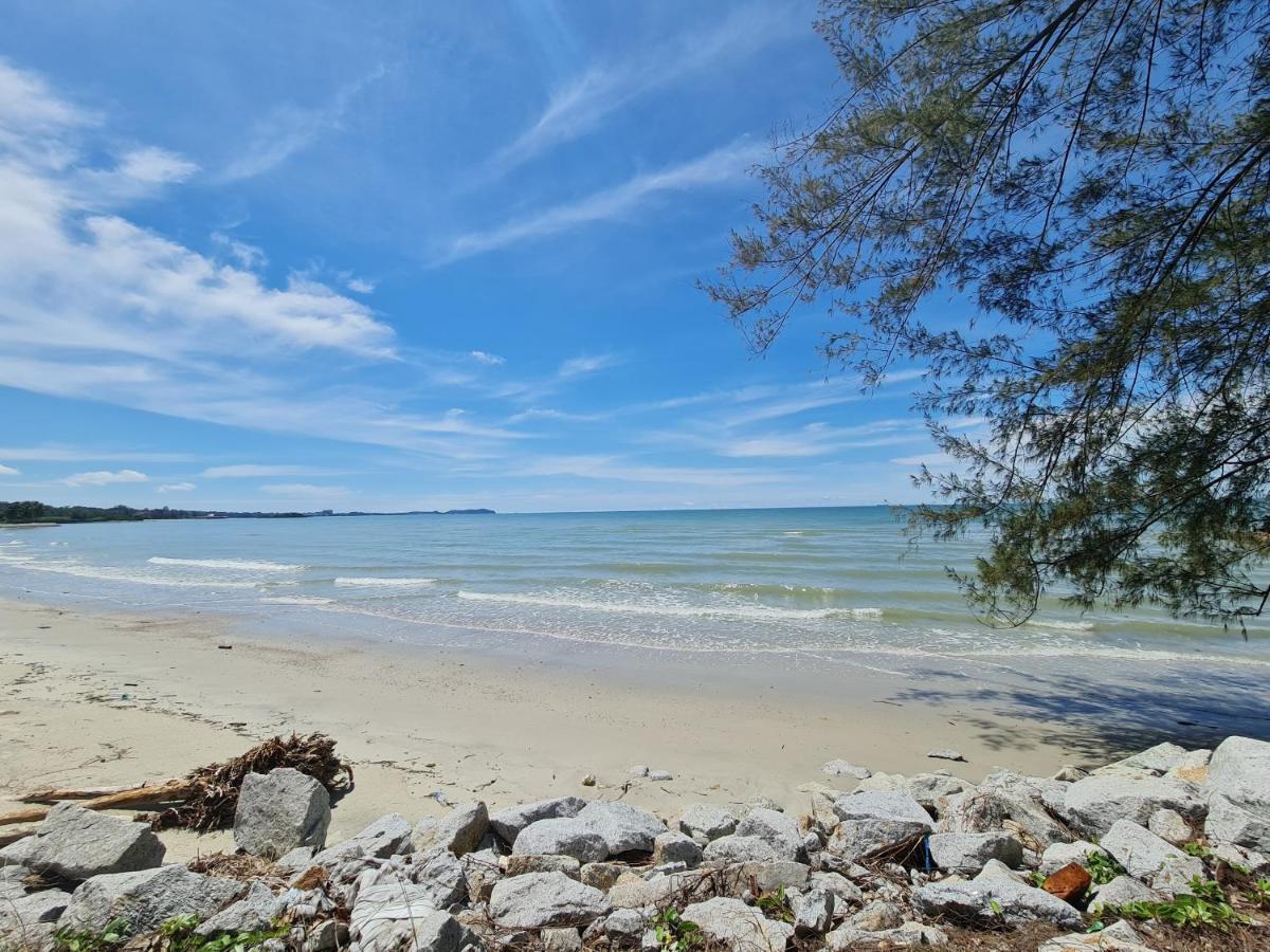 Sunshine Bay Resort Порт-Диксон Экстерьер фото