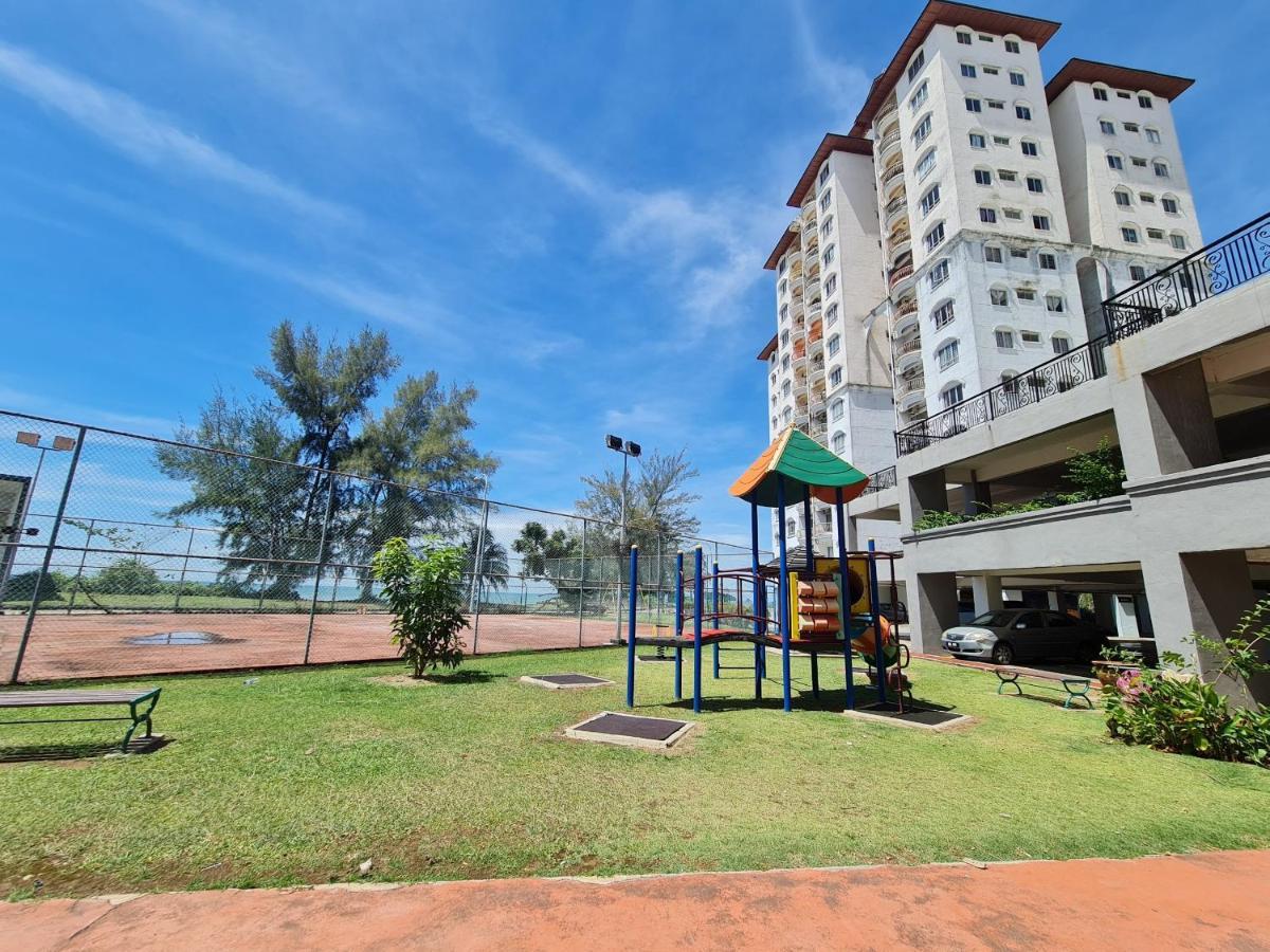 Sunshine Bay Resort Порт-Диксон Экстерьер фото